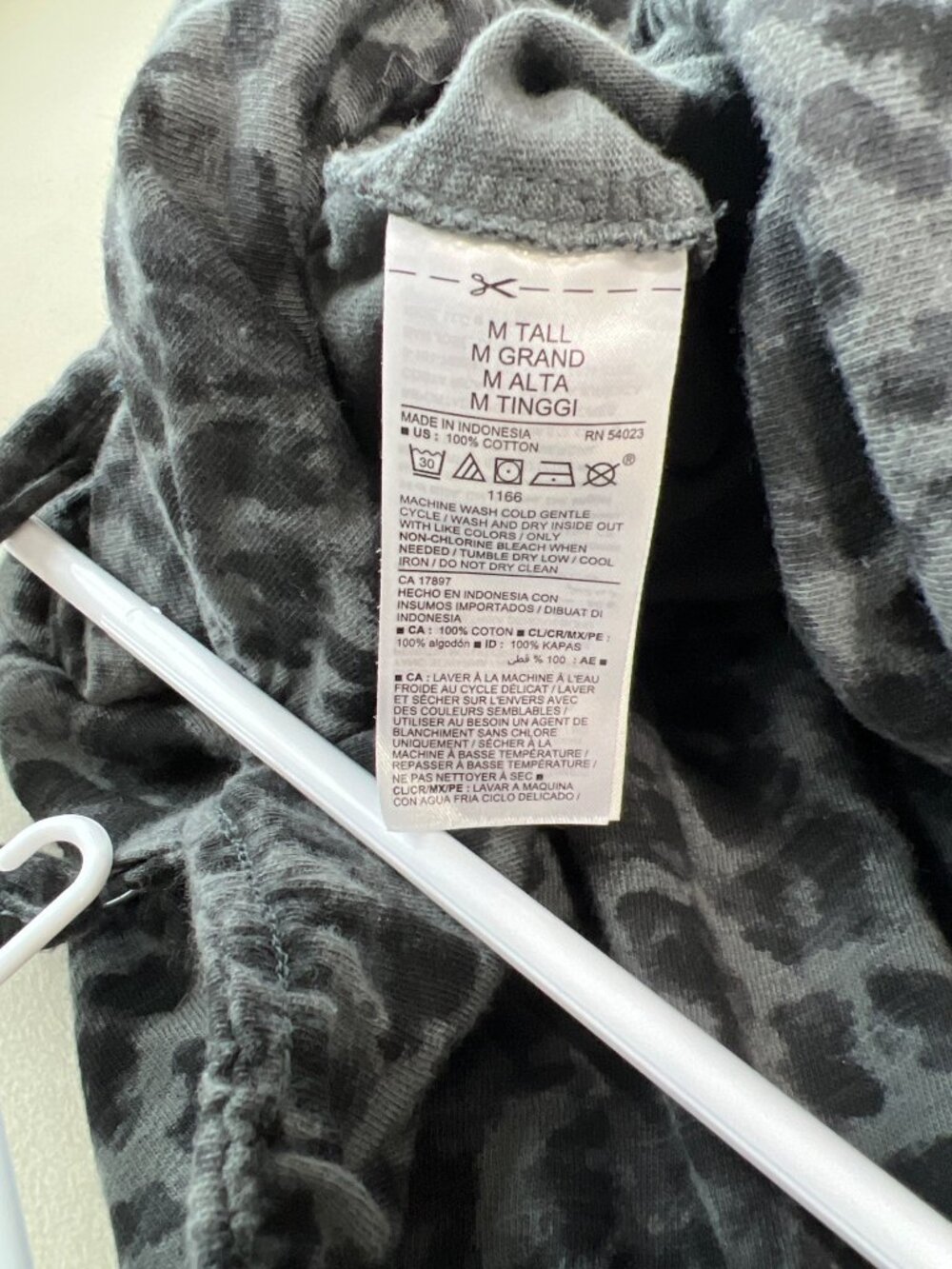 Old Navy Jumpsuit Medium Tall Sleeveless Leopard Animal Print Gray Black Trendy - Picture 6 of 9